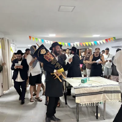 בית-חב״ד-קו-רונג-קמבודיה-32