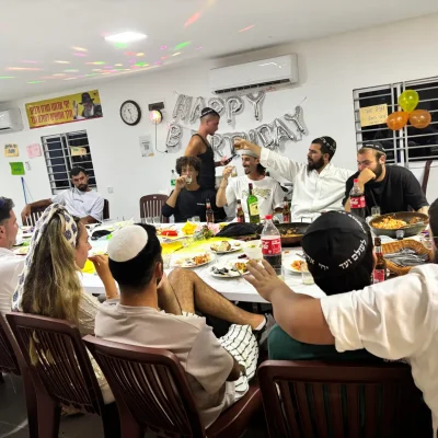 בית-חב״ד-קו-רונג-קמבודיה-39